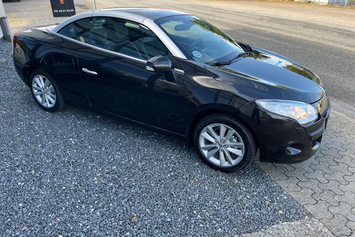 Sort Renault Megane III fra 2010