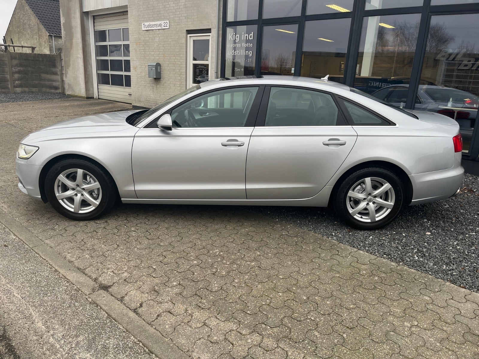 Sølv Audi A6 fra 2012