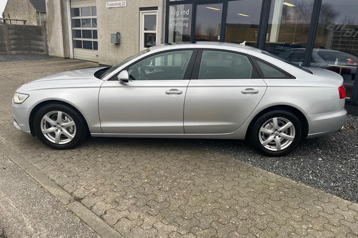 Sølv Audi A6 fra 2012