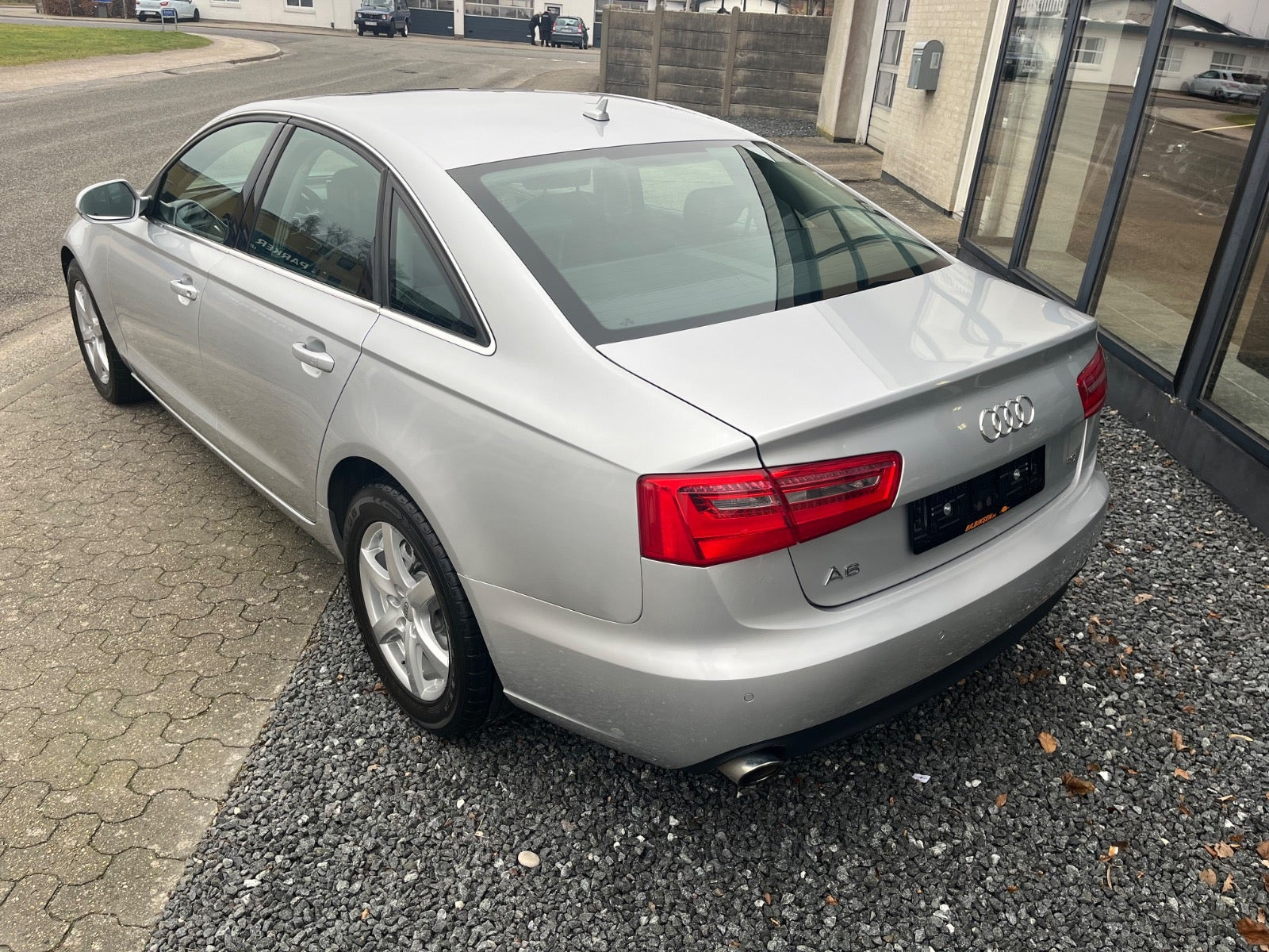 Sølv Audi A6 fra 2012