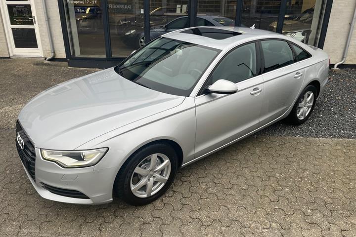 Sølv Audi A6 fra 2012