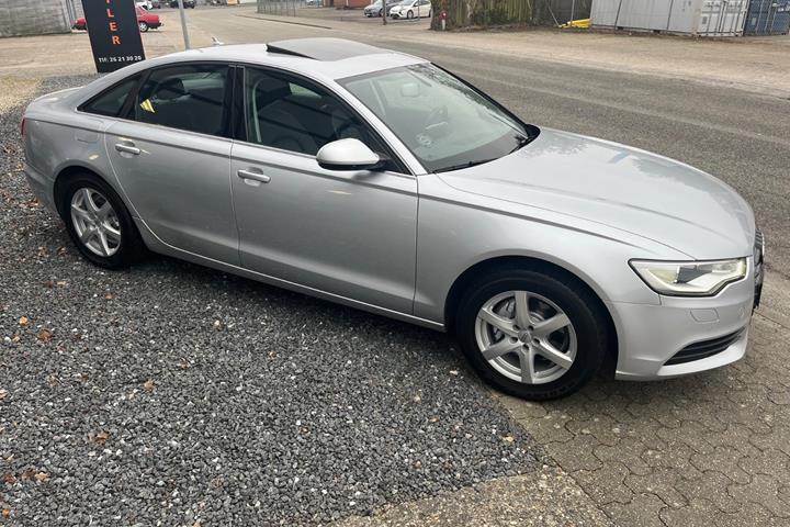 Sølv Audi A6 fra 2012