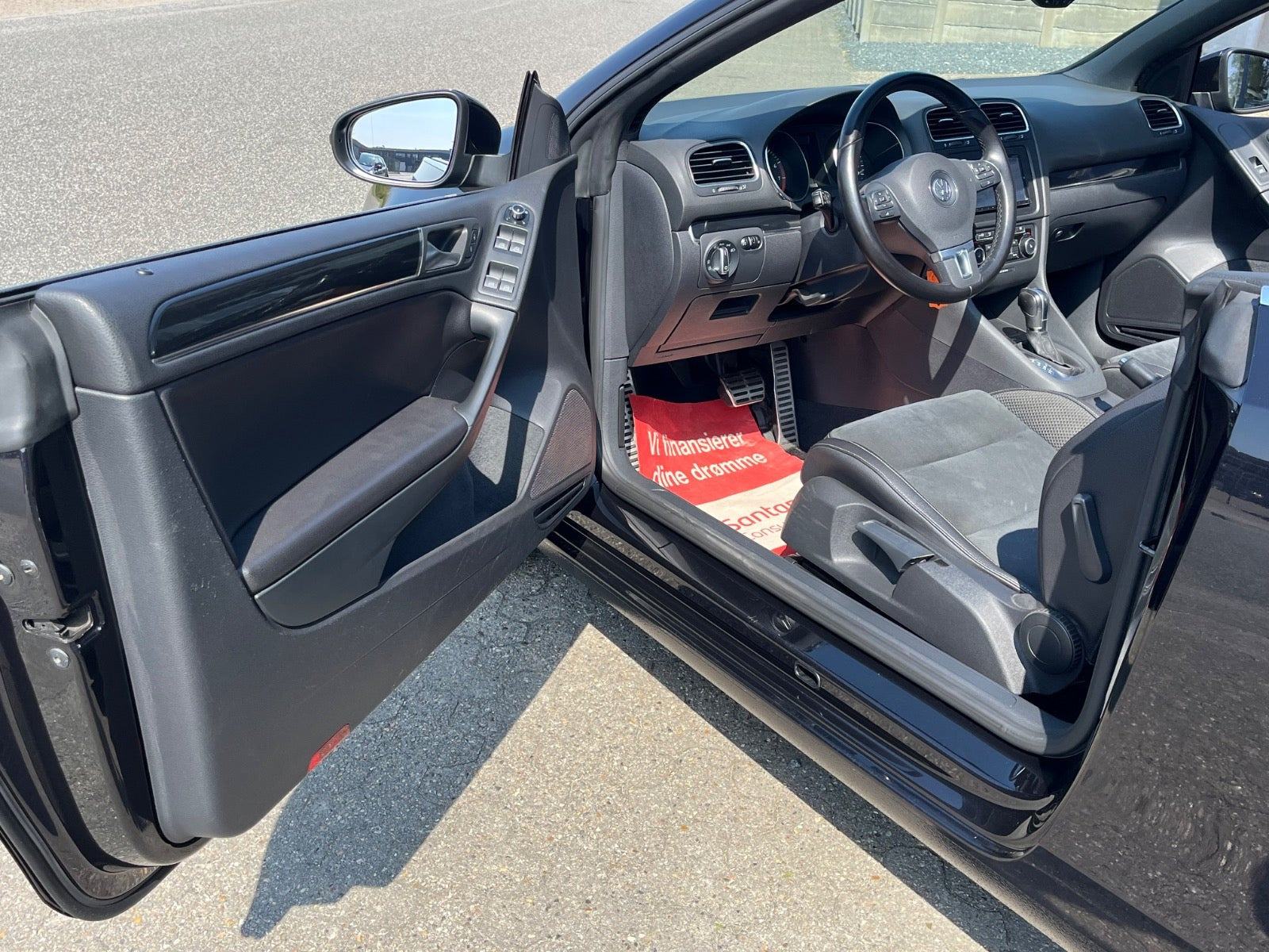 Sort VW Golf VI fra 2012