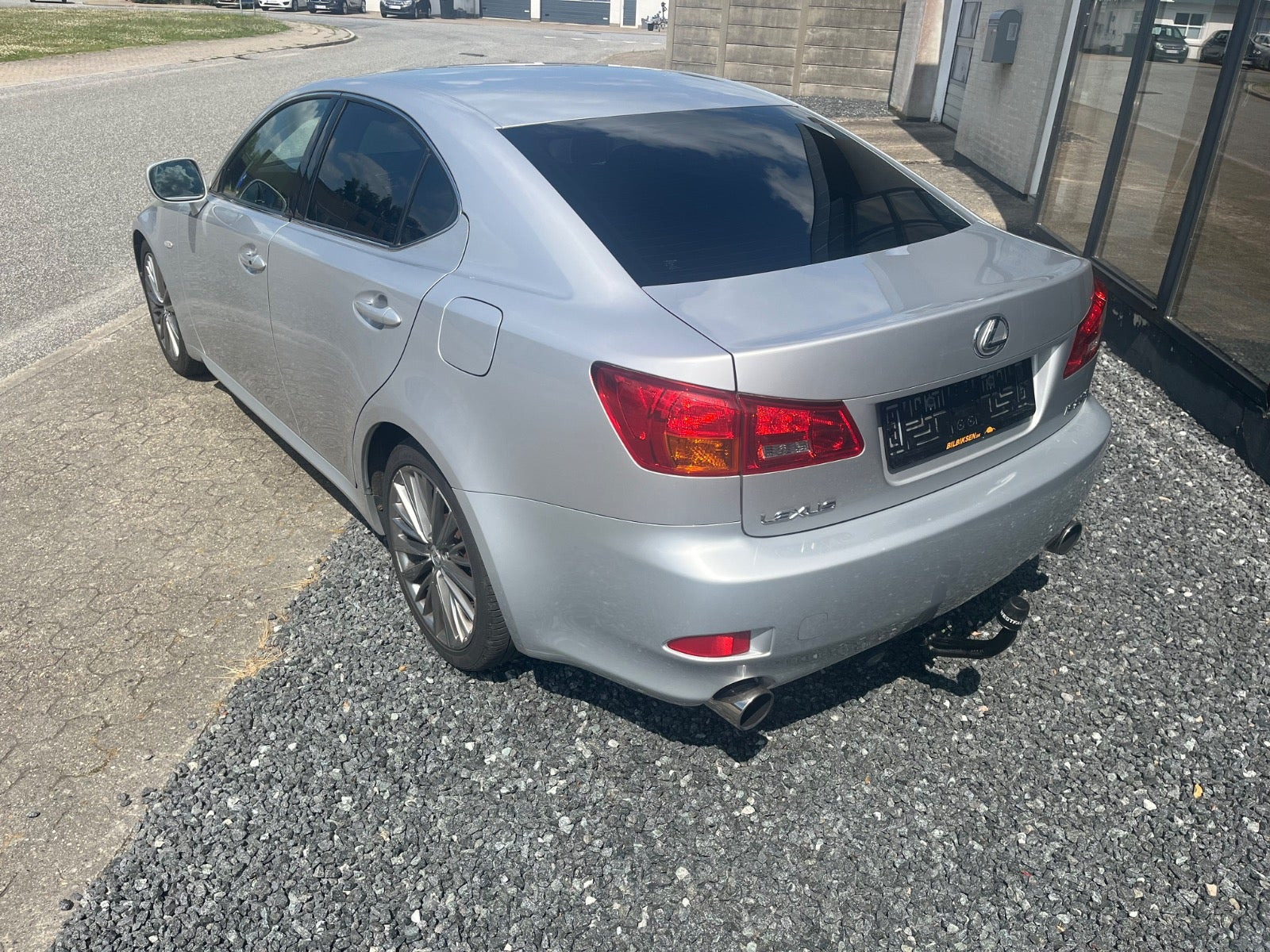 Sølv Lexus IS250 fra 2008