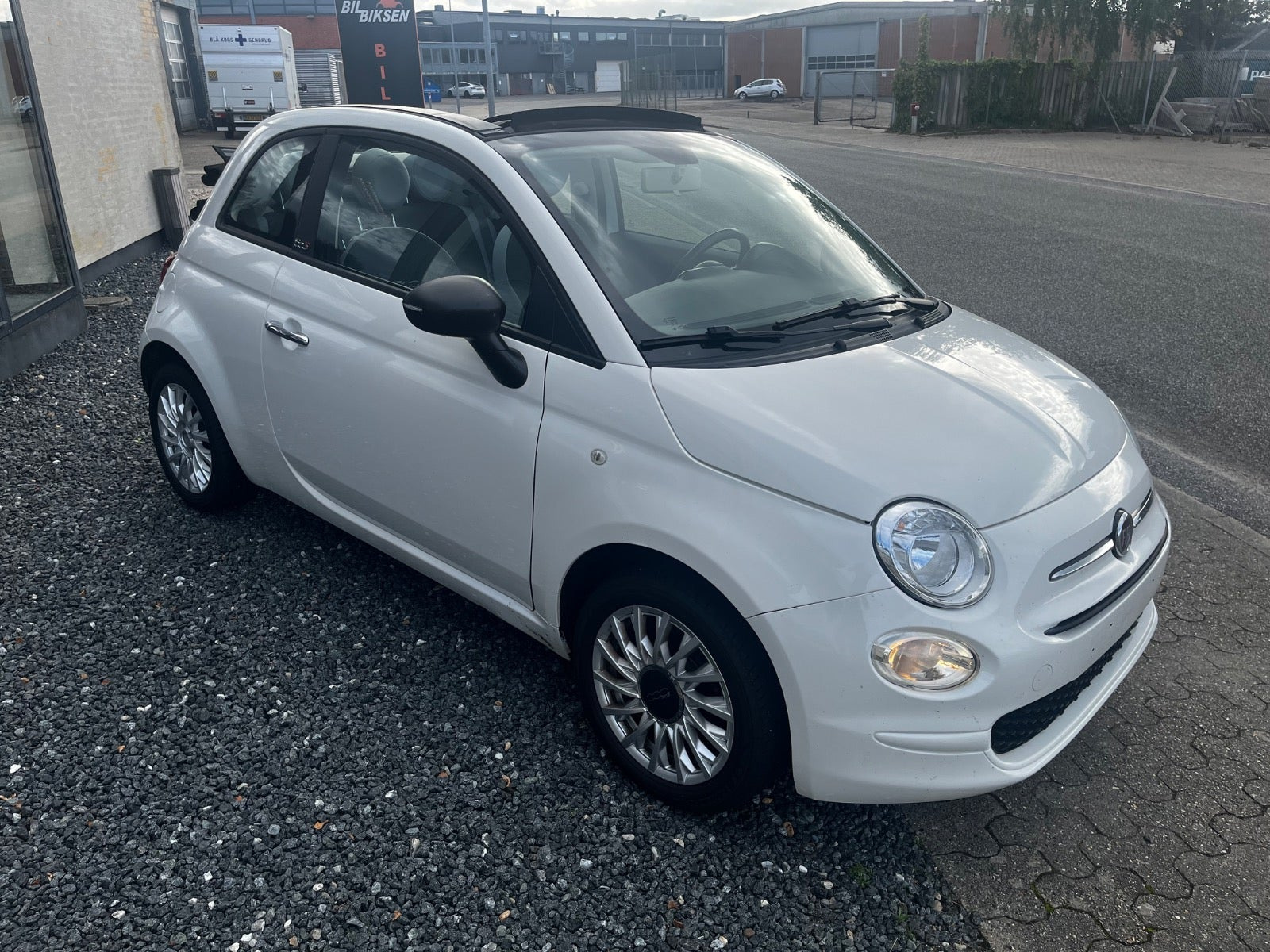 Hvid Fiat 500C fra 2018