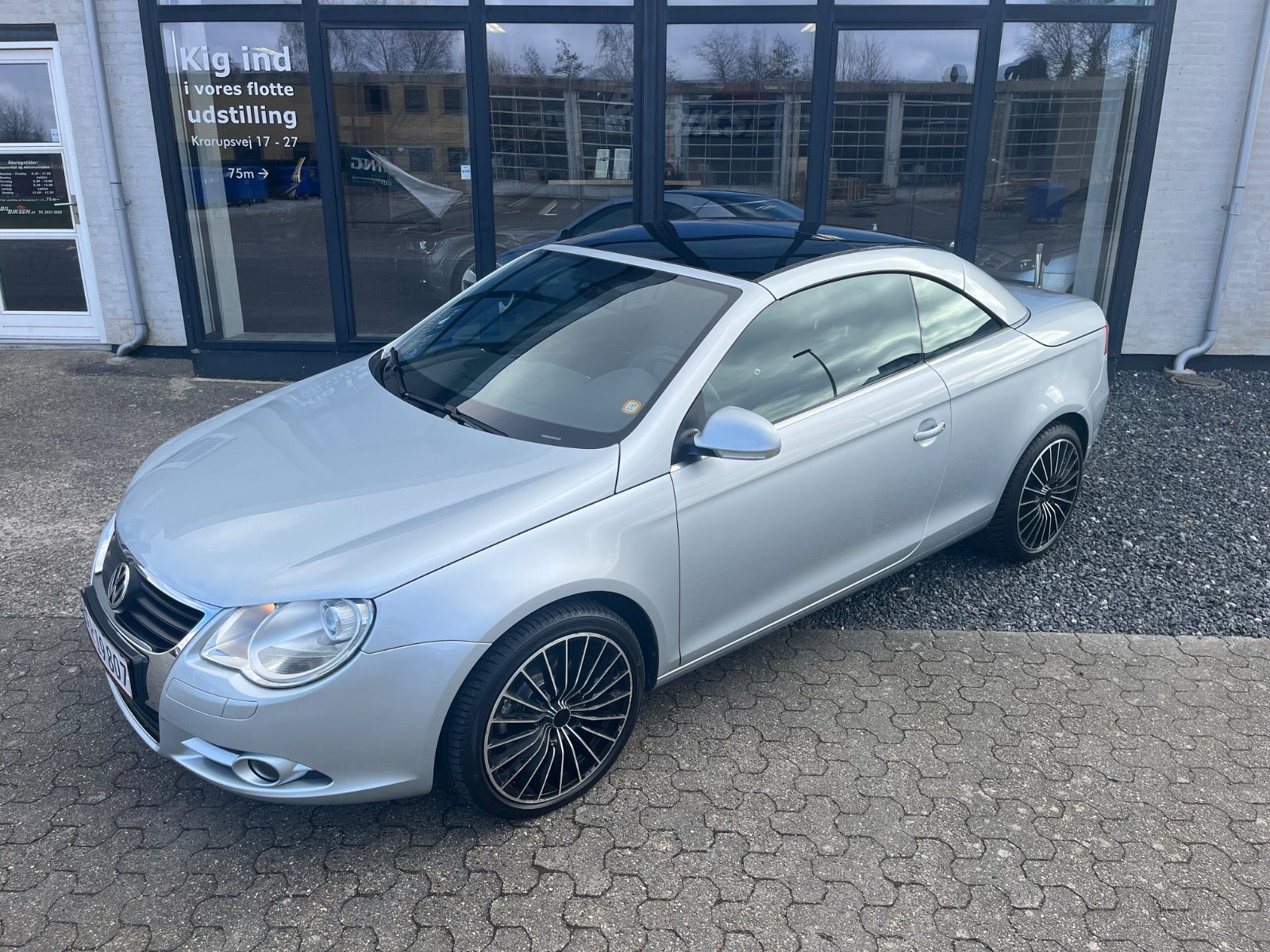 Sølv VW Eos fra 2008