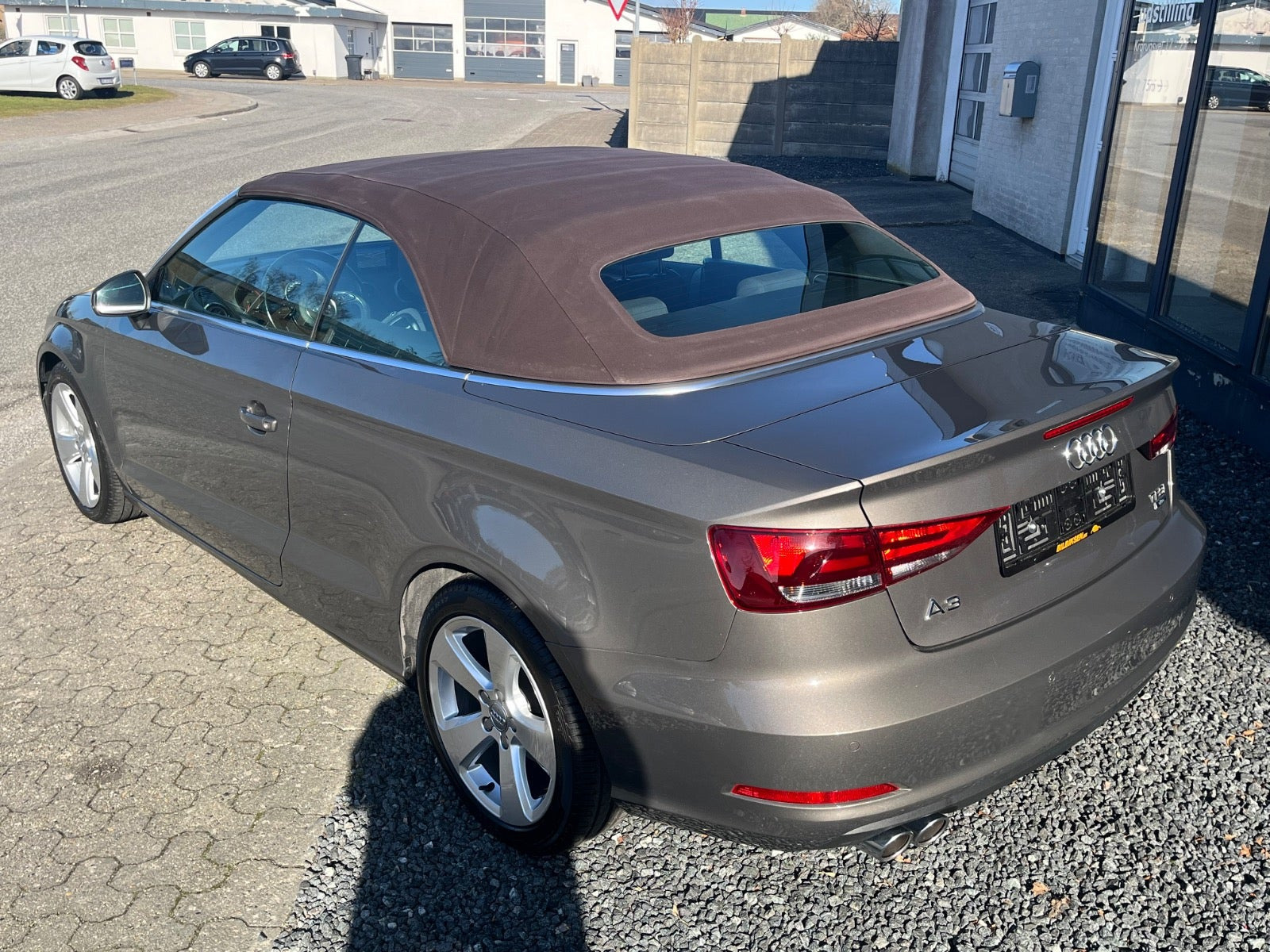 Grå Audi A3 fra 2015