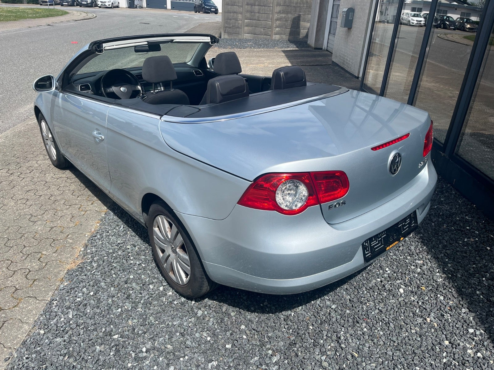 Sølv VW Eos fra 2007