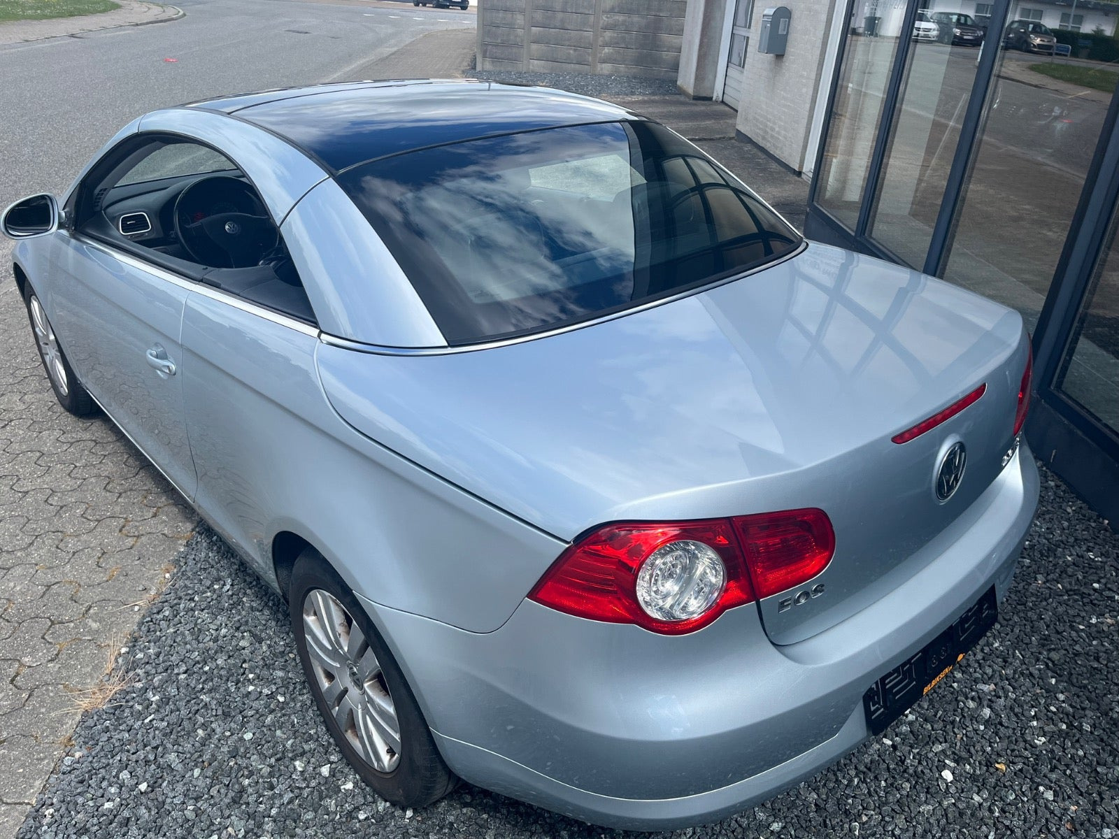 Sølv VW Eos fra 2007