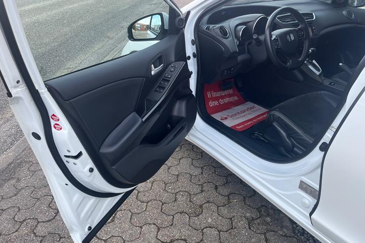 Hvid Honda Civic fra 2014