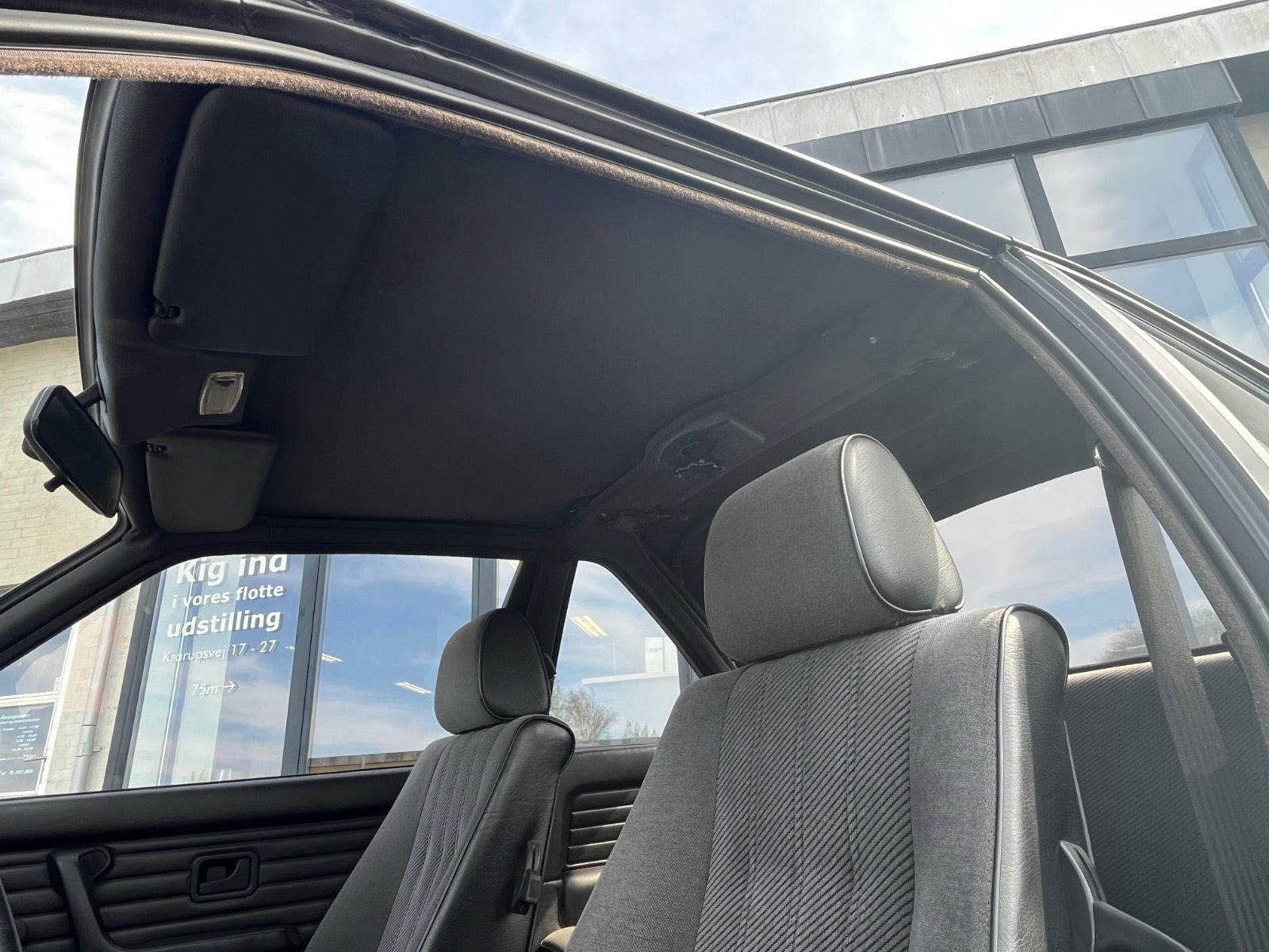 Hvid BMW 316i fra 1984