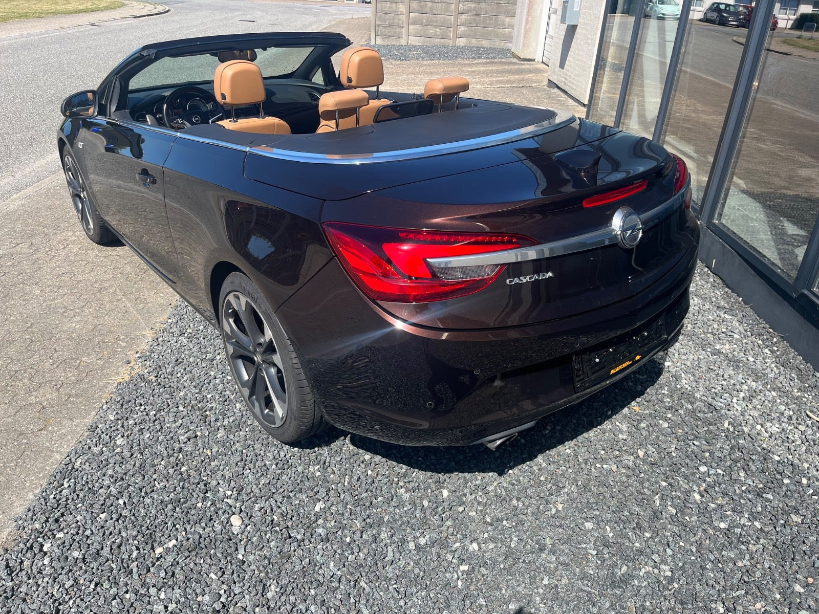 Brun Opel Cascada fra 2017