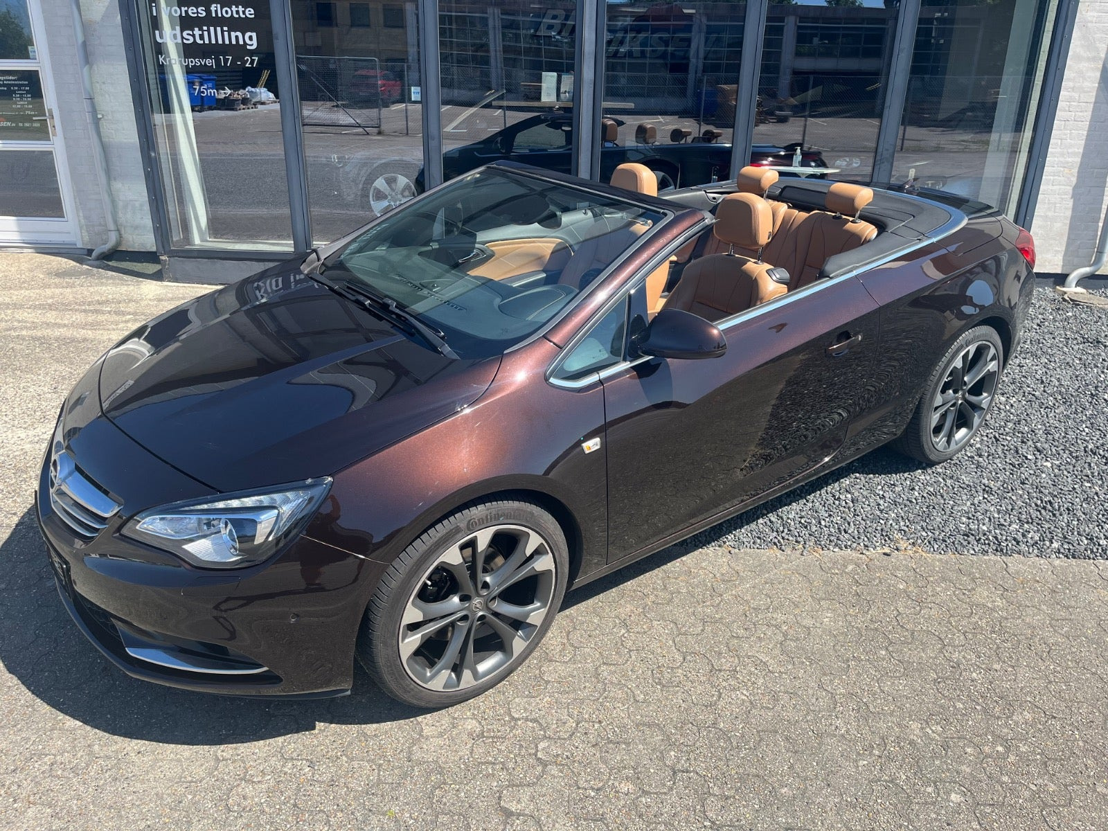 Brun Opel Cascada fra 2017