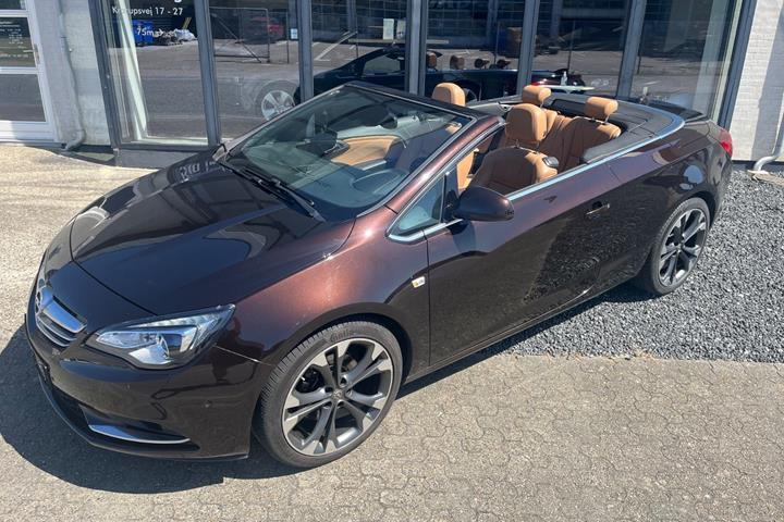 Brun Opel Cascada fra 2017