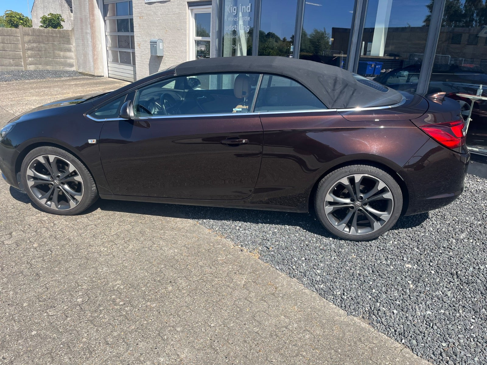 Brun Opel Cascada fra 2017