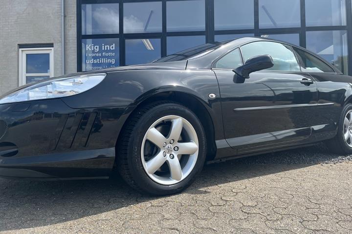 Sort Peugeot 407 fra 2006