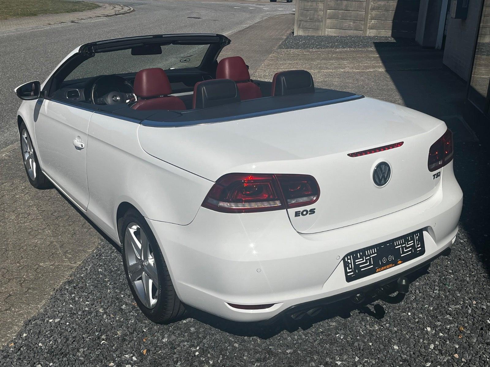 Hvid VW Eos fra 2012
