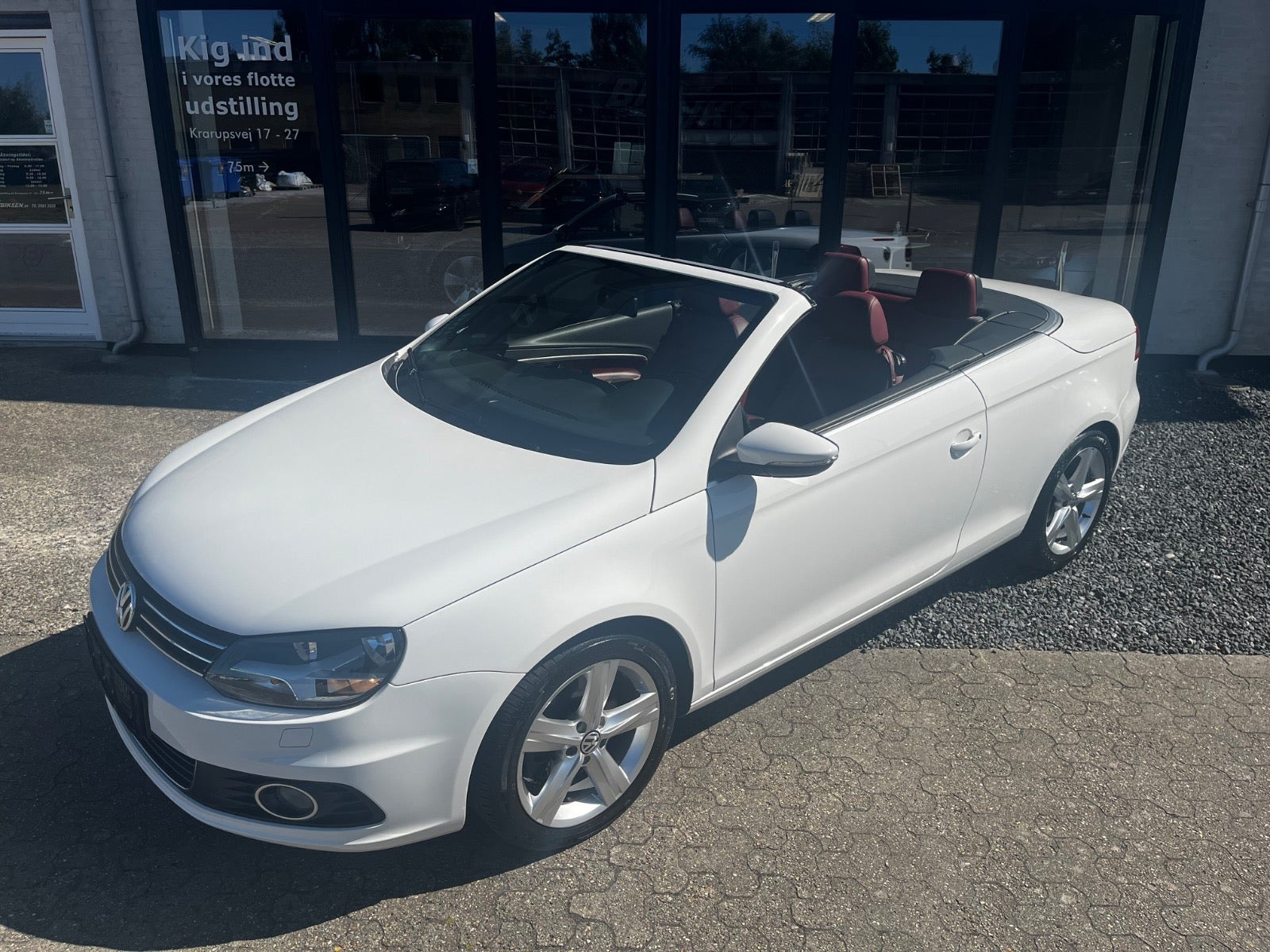 Hvid VW Eos fra 2012
