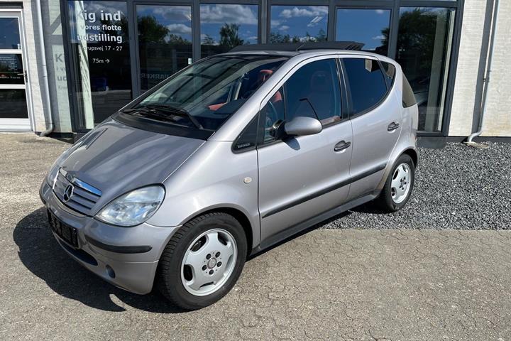 Grå Mercedes A140 fra 2000