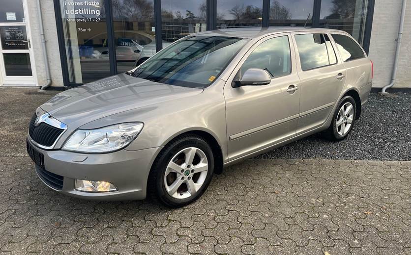 Skoda Octavia 1,4 TSi 122 Elegance Combi DSG