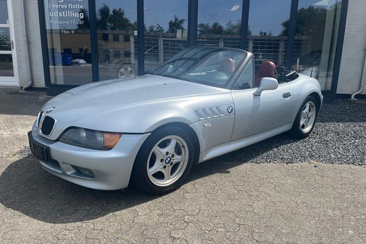 Sølv BMW Z3 fra 1996