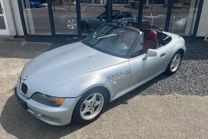 Sølv BMW Z3 fra 1996