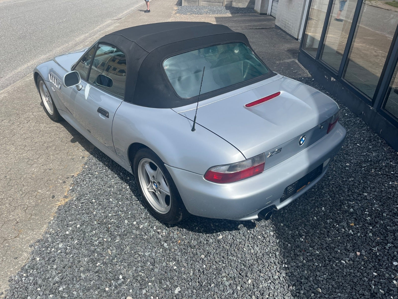 Sølv BMW Z3 fra 1996