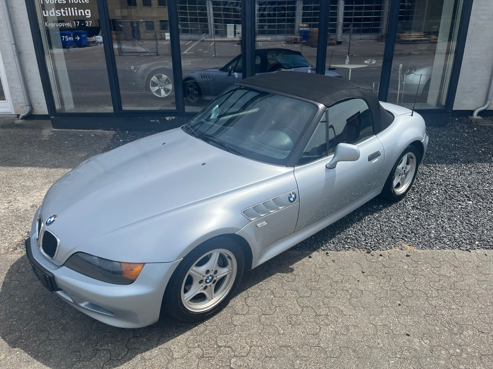 Sølv BMW Z3 fra 1996