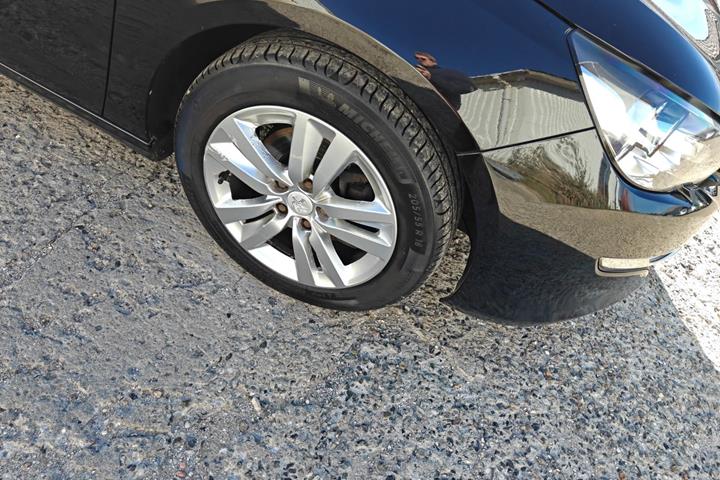 undefined Peugeot 308 fra 2015