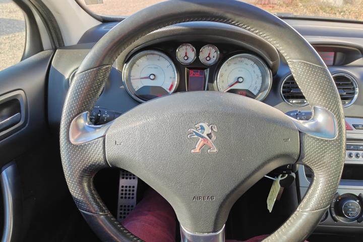 undefined Peugeot 308 fra 2010