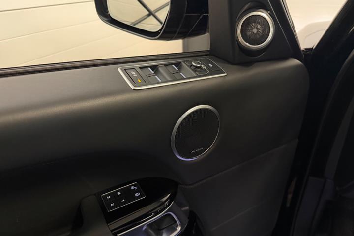Sort Land Rover Range Rover fra 2016