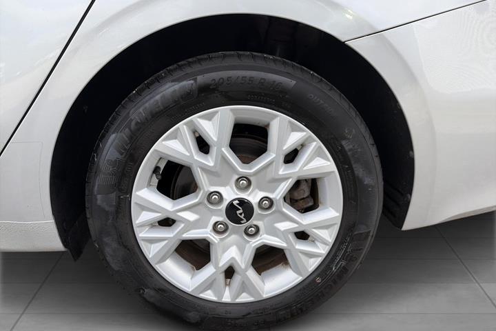undefined Kia Ceed fra 2023