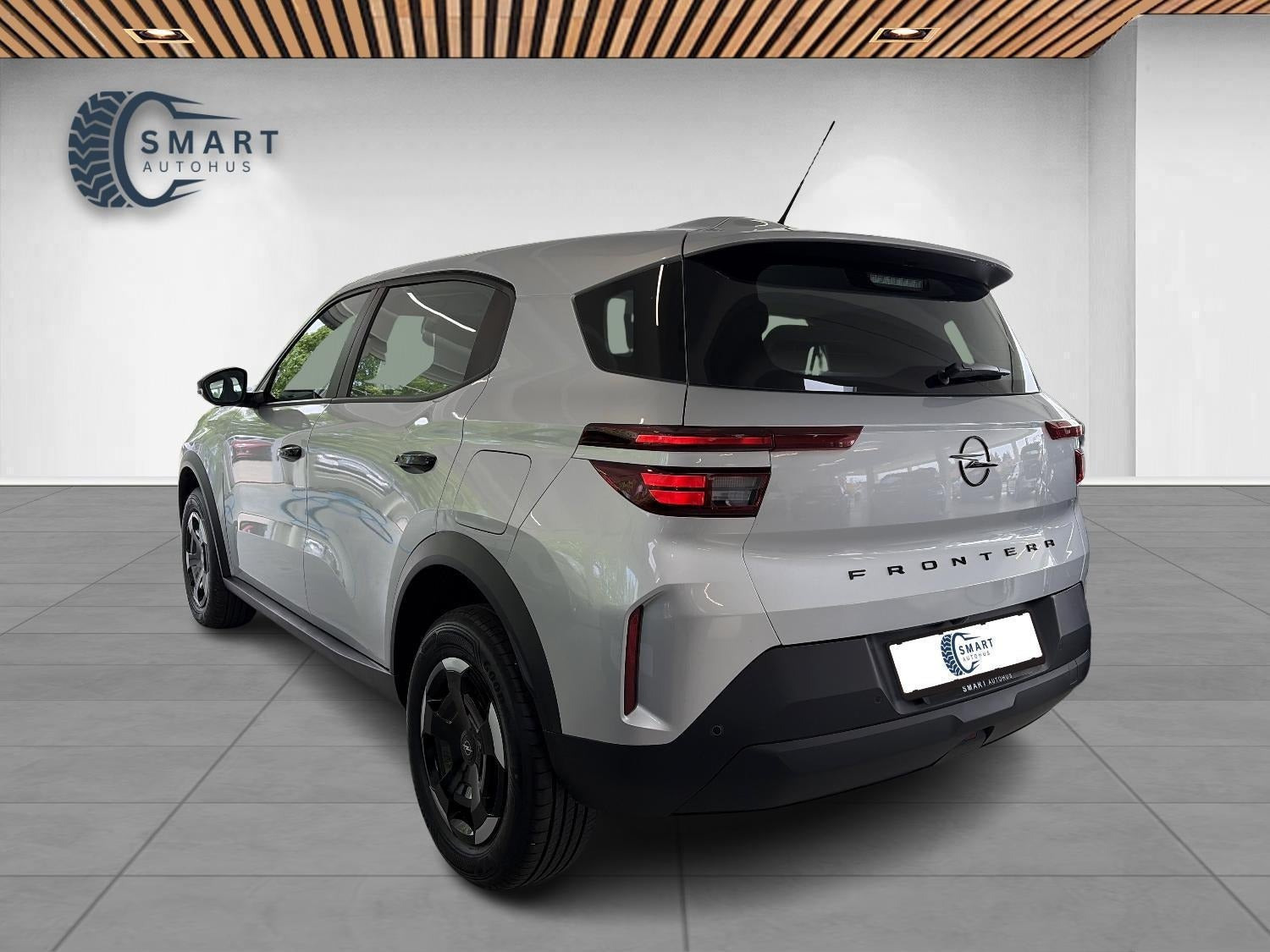 Sølv Opel Frontera fra 2025