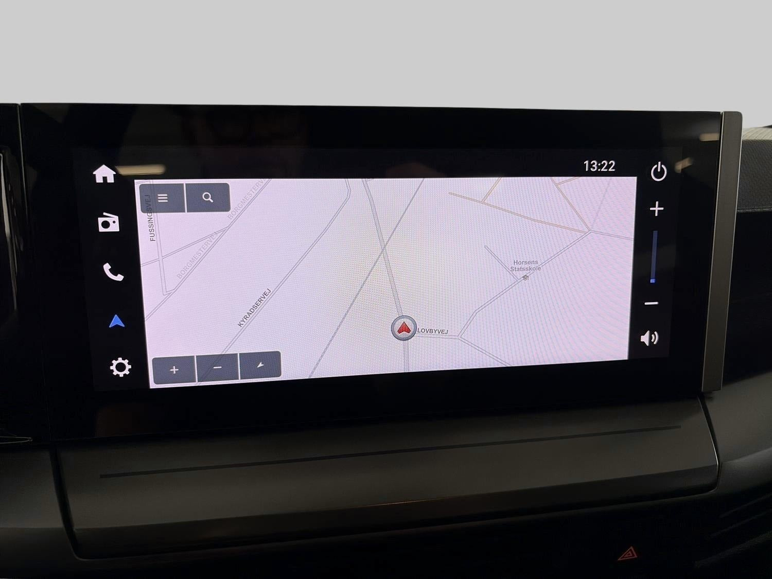 Sølv Opel Frontera fra 2025