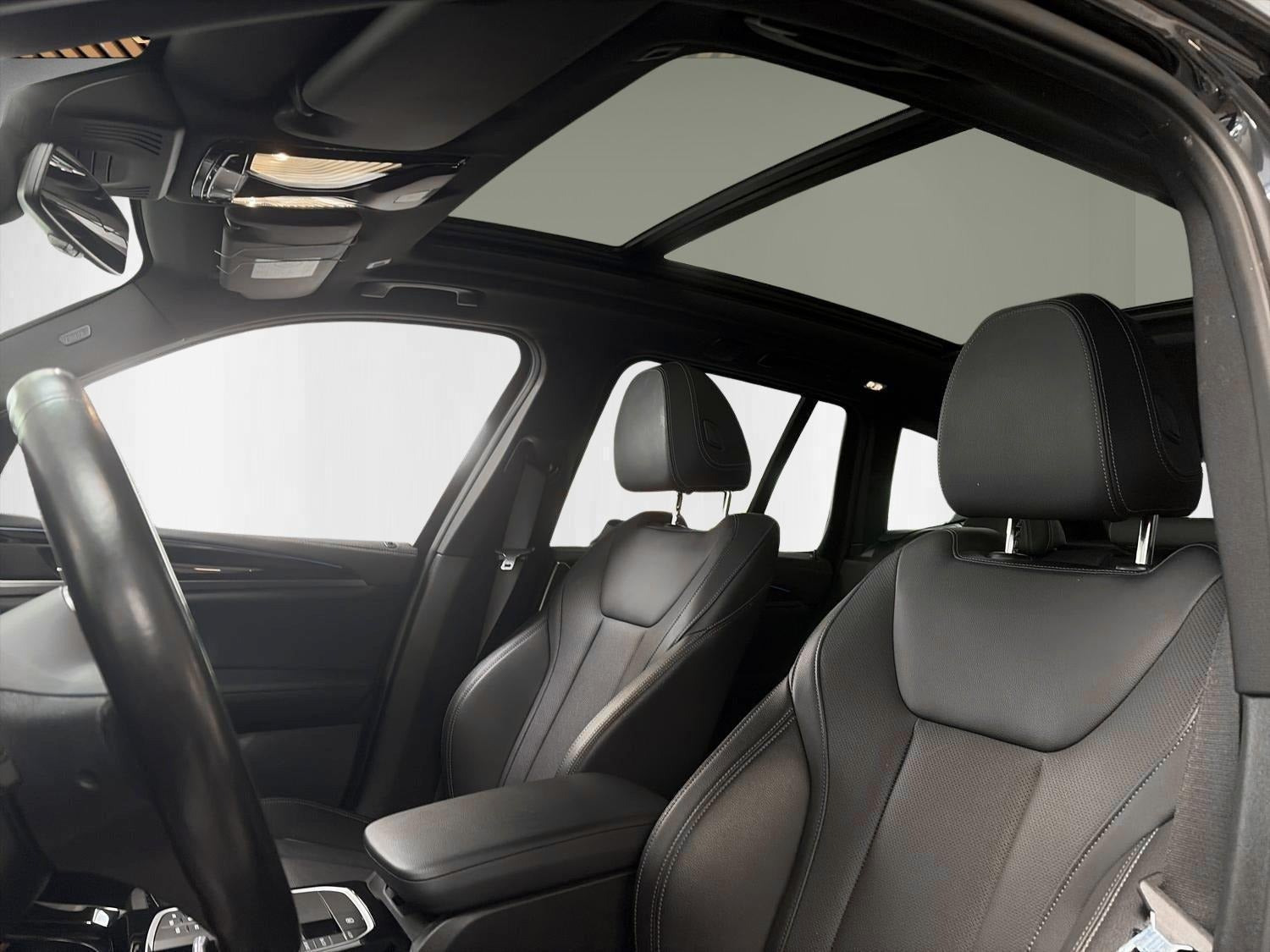 Sort BMW iX3 fra 2023