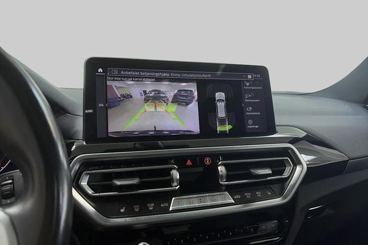 Sort BMW iX3 fra 2023