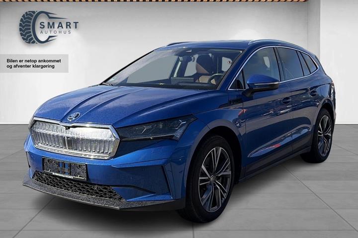 Blå Skoda Enyaq fra 2023