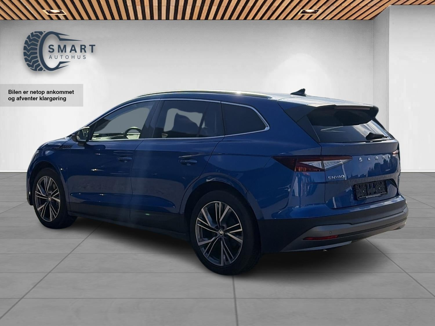 Blå Skoda Enyaq fra 2023