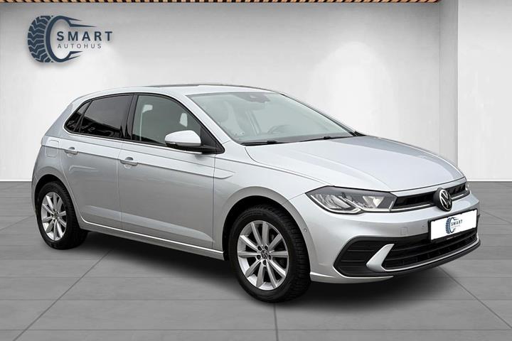 Sølv VW Polo fra 2022