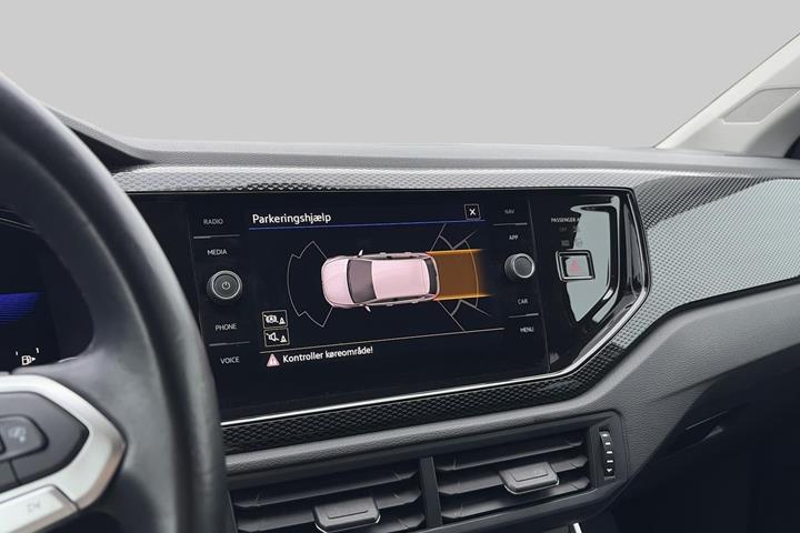 Sølv VW Polo fra 2022