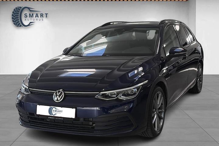 Blå VW Golf VIII fra 2021