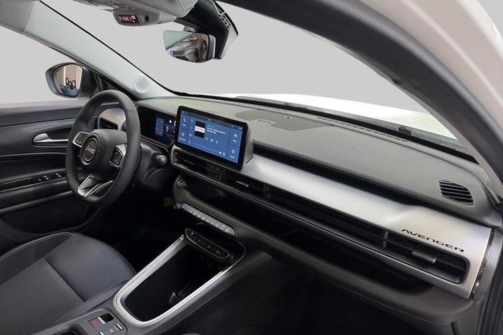 undefined Jeep Avenger fra 2025