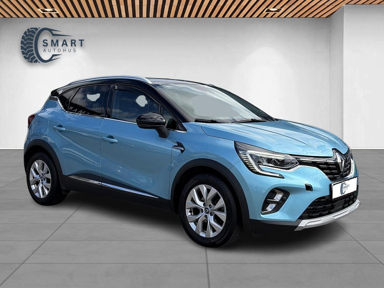 Blå Renault Captur fra 2020