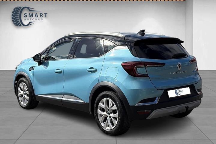 Blå Renault Captur fra 2020