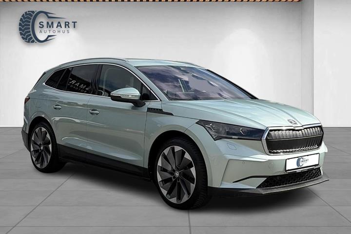 Grå Skoda Enyaq fra 2021