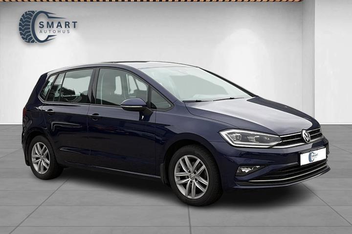 Blå VW Golf Sportsvan fra 2020