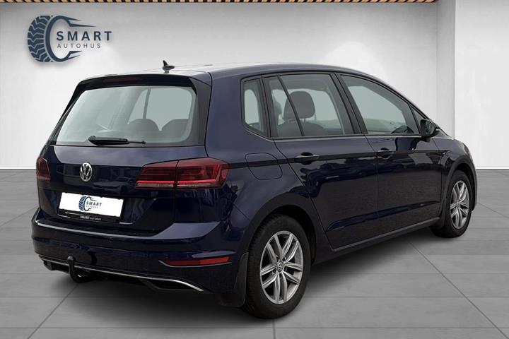 Blå VW Golf Sportsvan fra 2020