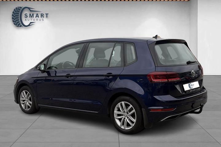 Blå VW Golf Sportsvan fra 2020