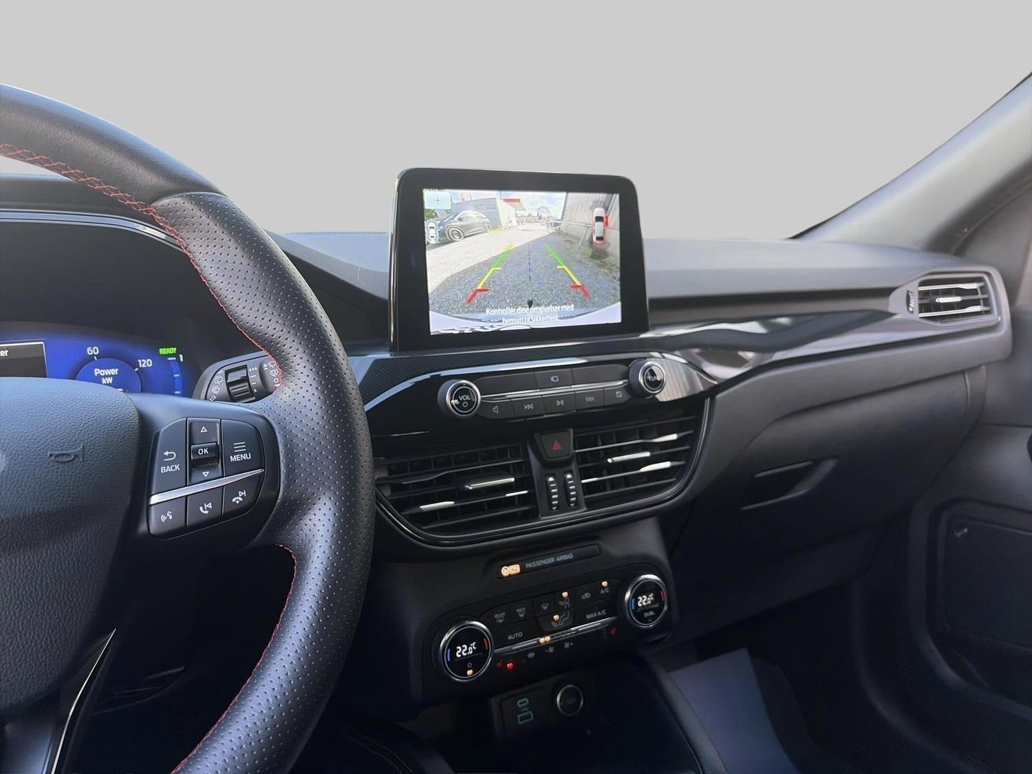 Grå Ford Kuga fra 2020