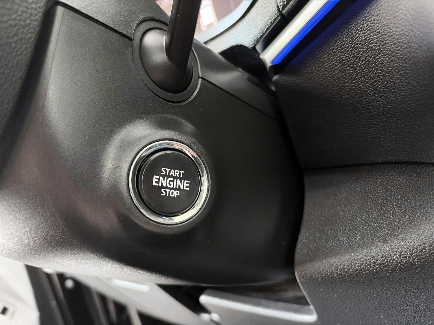 Sort Skoda Karoq fra 2019